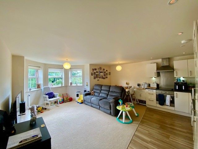 Property photo 3 of 6 Living Room