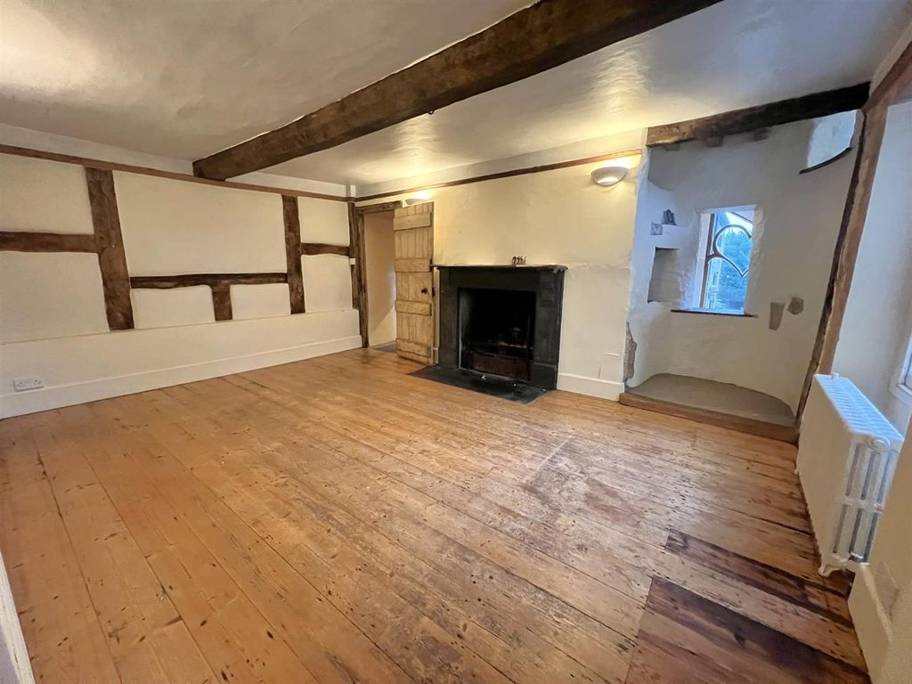 Property photo 3 of 23