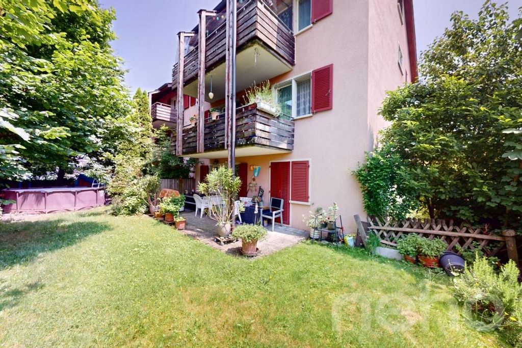Property photo 3 of 11