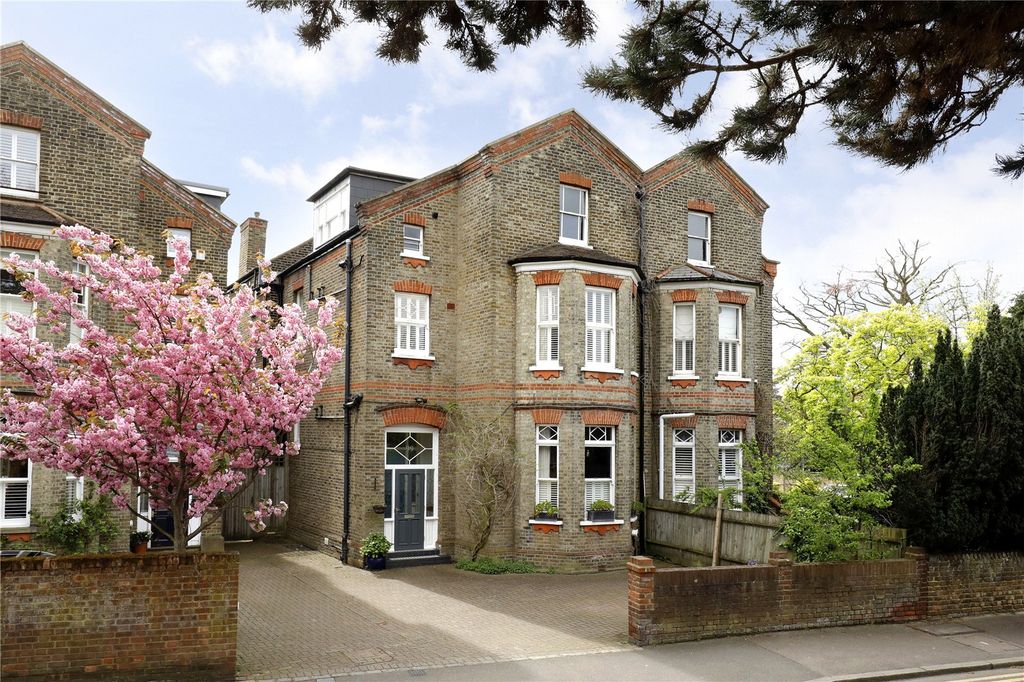 Property photo 1 of 21 Front Exterior