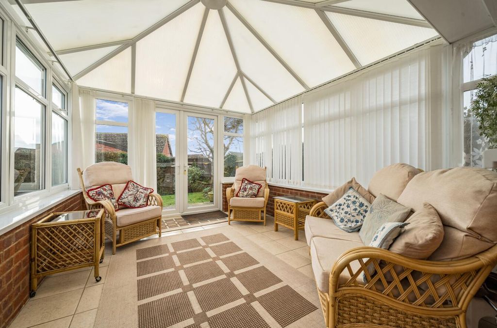 Property photo 3 of 20 1425358-11-69Afe679E9ee2.Jpg