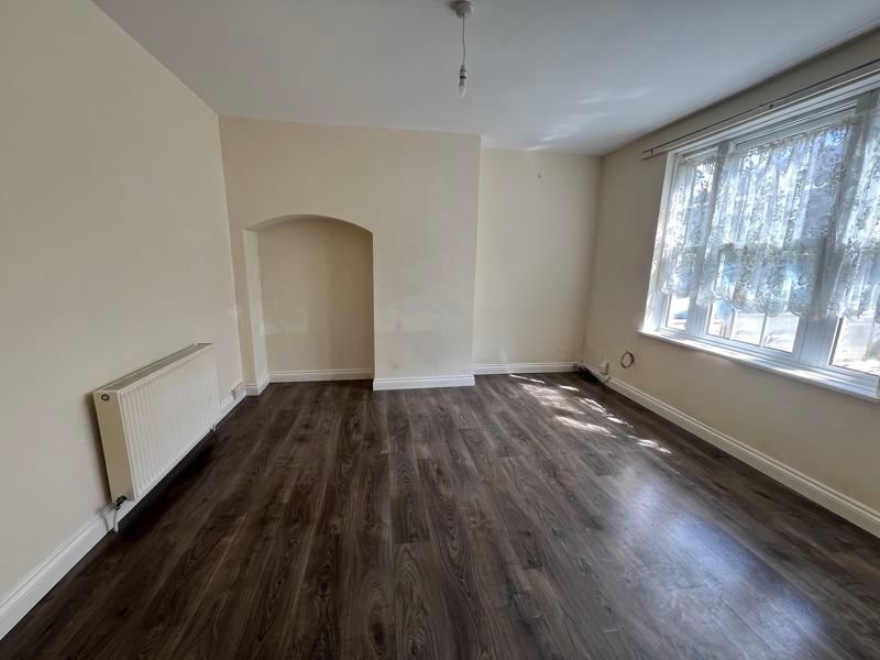 Property photo 2 of 11 Photo 5