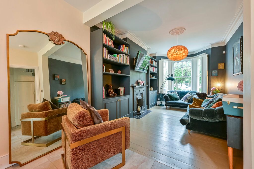 Property photo 3 of 30