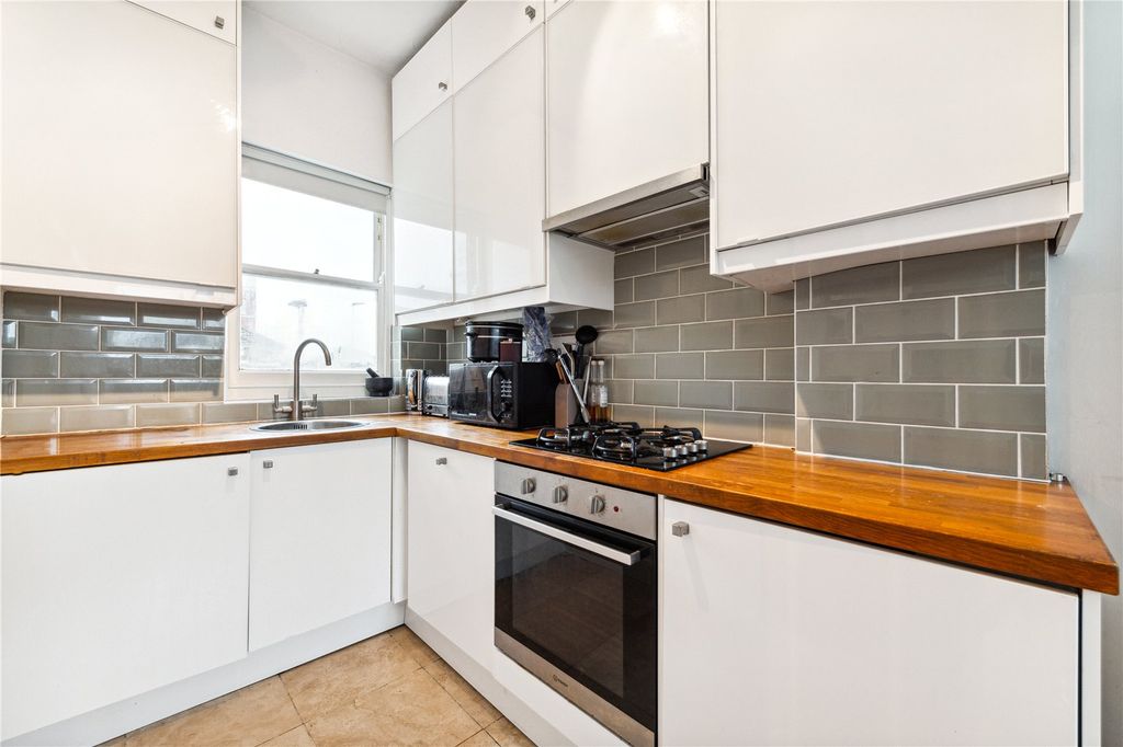 Property photo 2 of 12 Picture No. 06