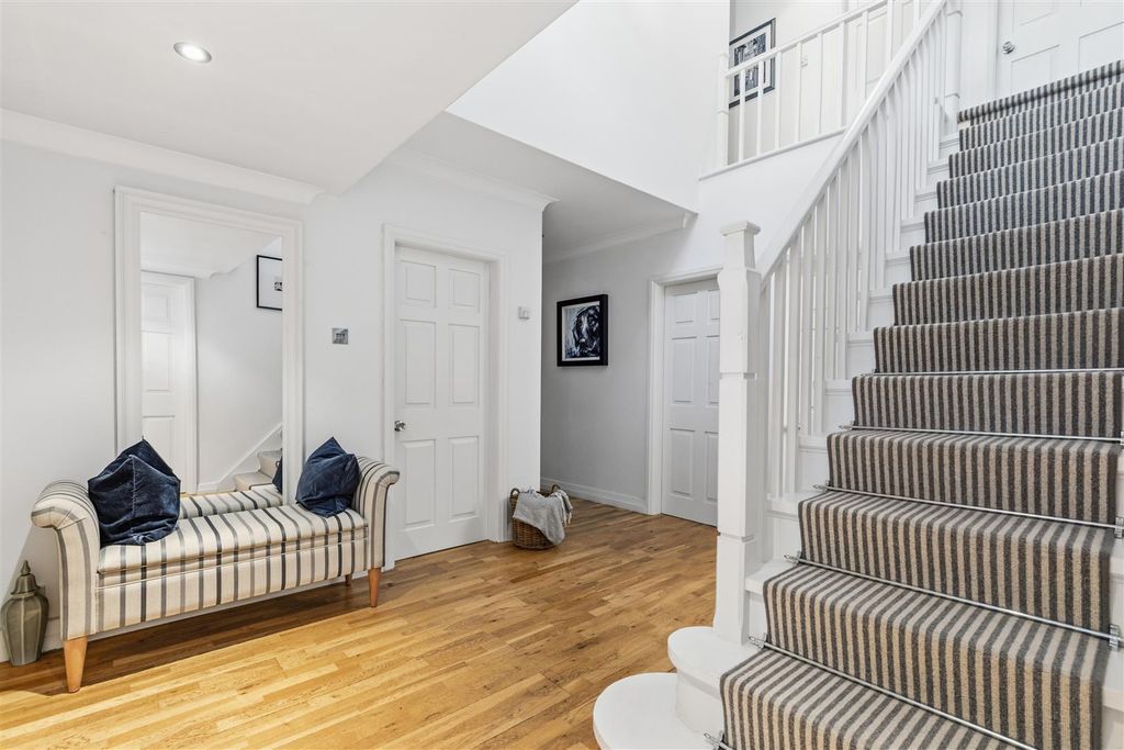 Property photo 2 of 32 Dsc_3279.Jpg