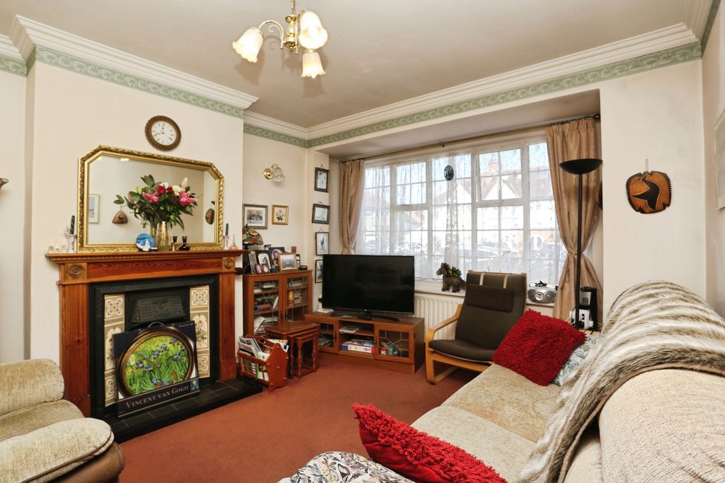 Property photo 2 of 20 Reception Room