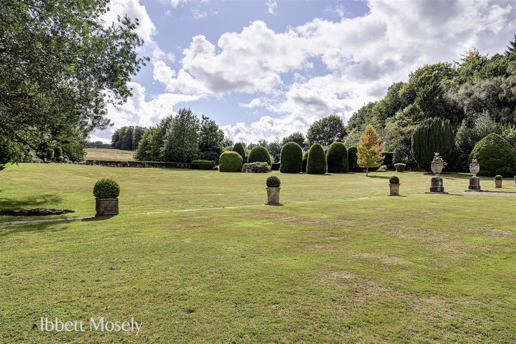 Property photo 1 of 14 12.Jpg