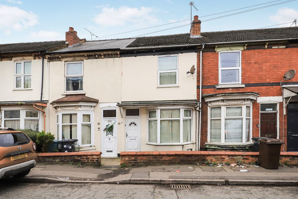 Property photo 1 of 12