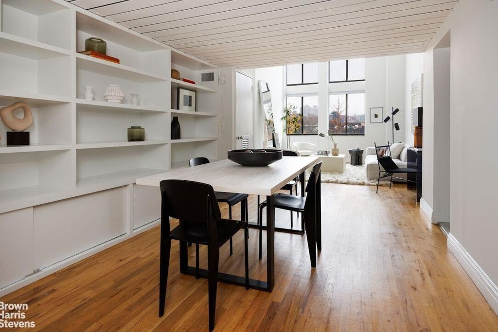 Property photo 3 of 10 <Alttext/>