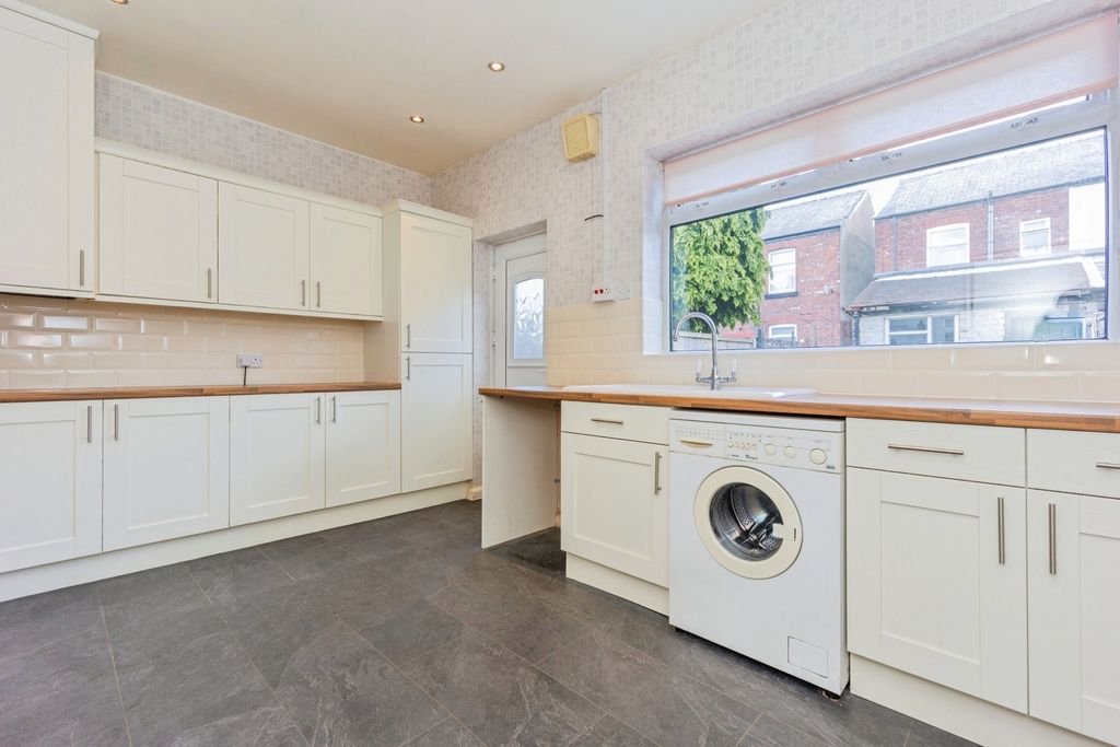 Property photo 3 of 13 Pbox-Img.Jpg
