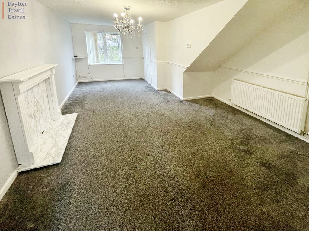 Property photo 2 of 12 Not Specified
