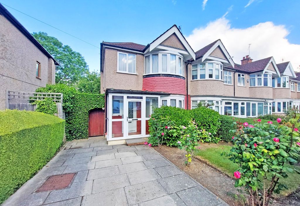 Property photo 1 of 17 4577061