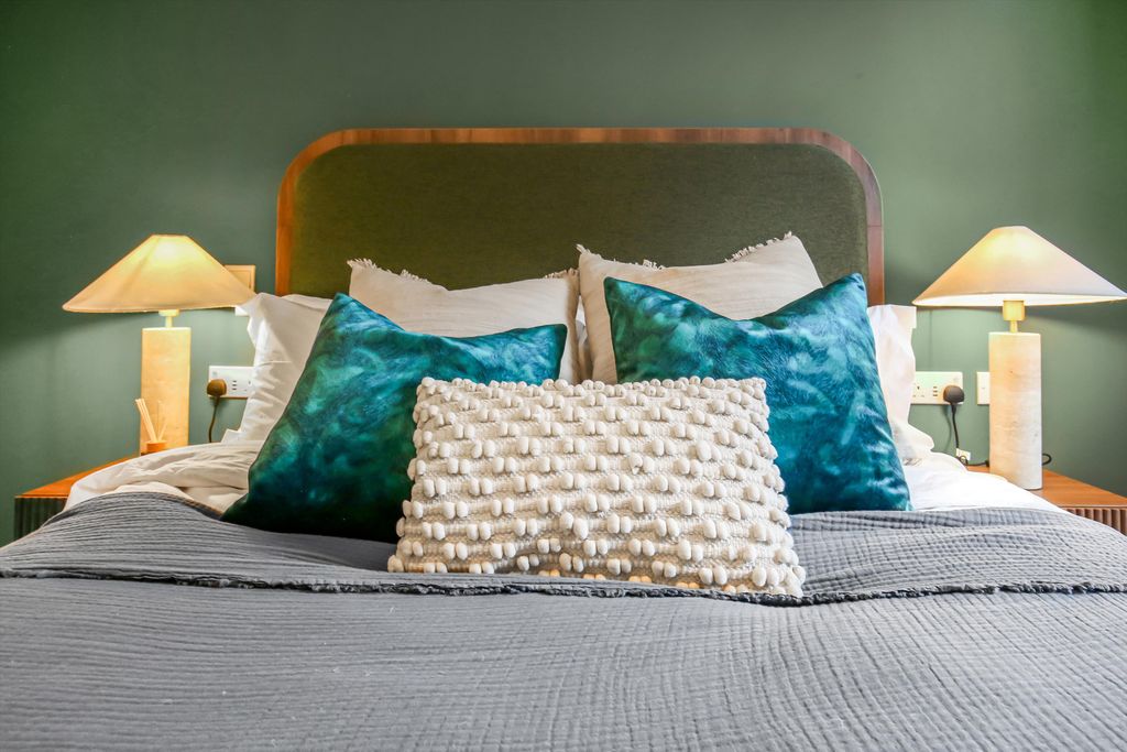 Property photo 3 of 29 Image