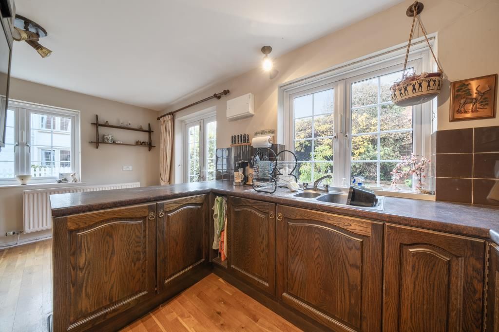 Property photo 3 of 23 Kitchen