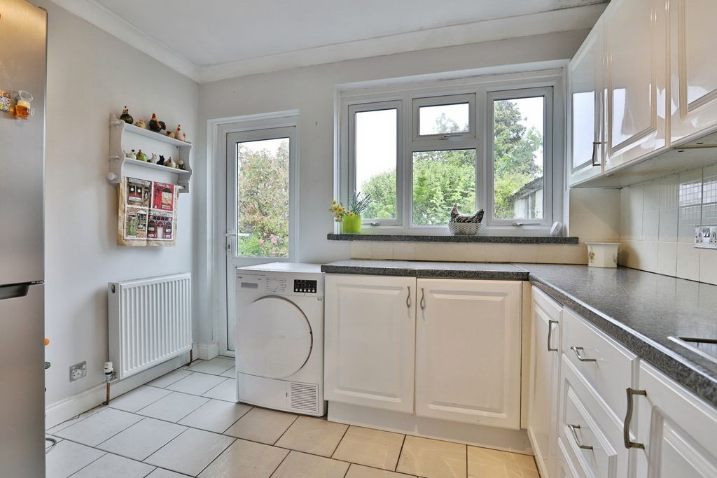 Property photo 3 of 18 Pbox-Img.Jpg