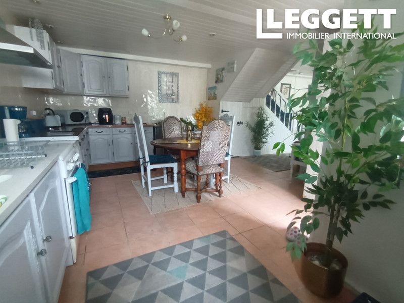Property photo 3 of 10