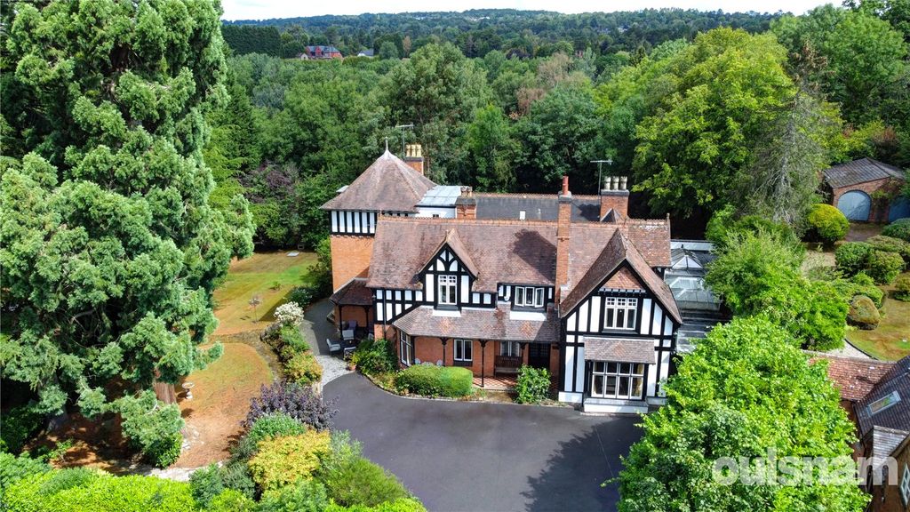 Property photo 1 of 37 Picture No. 98