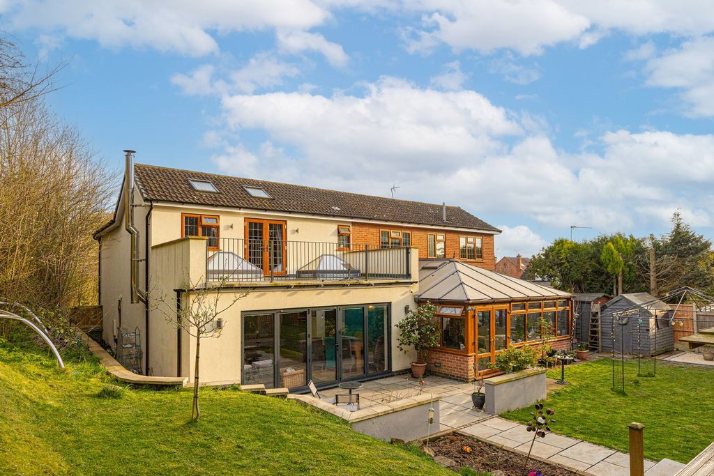 Property photo 3 of 30