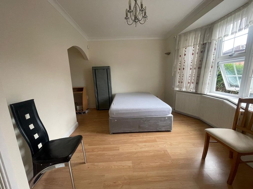 Property photo 2 of 19 Photo 2