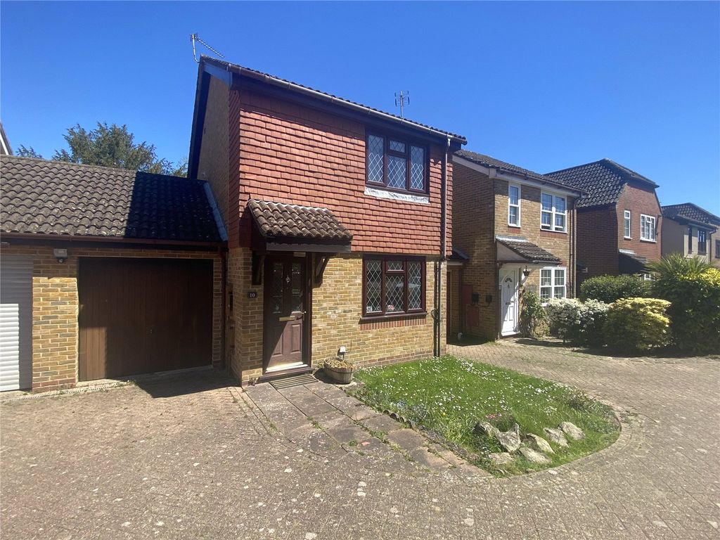 Property photo 2 of 16 Picture No. 23