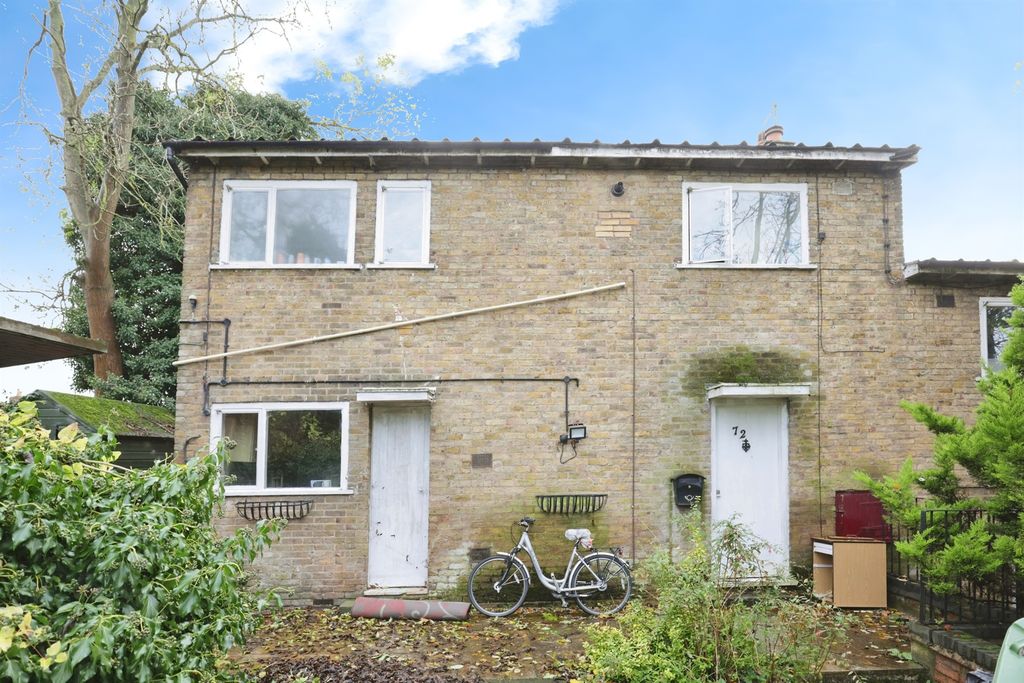 Property photo 1 of 8