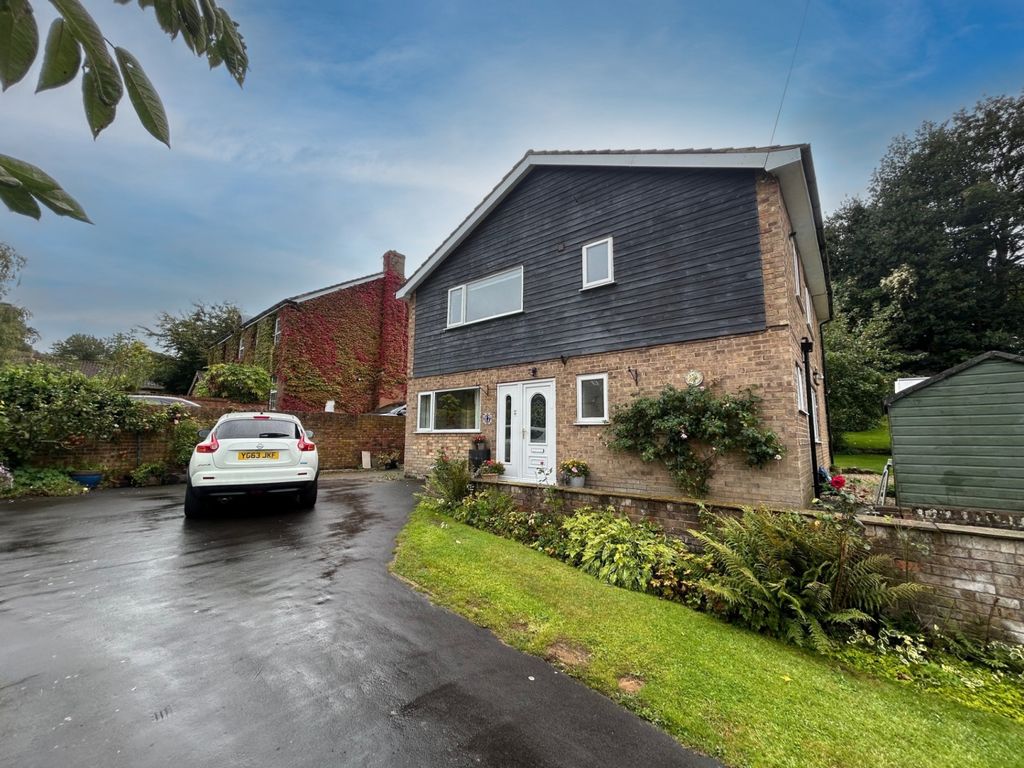 Property photo 2 of 23 3