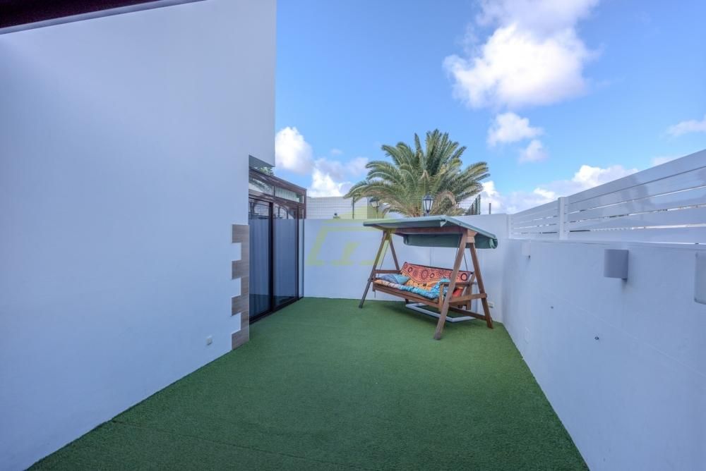 Property photo 3 of 25