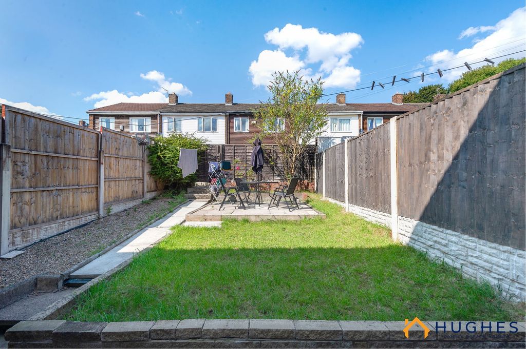 Property photo 2 of 22