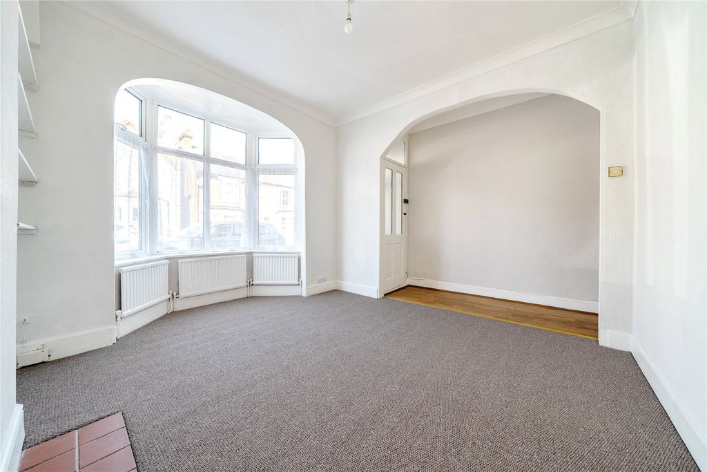 Property photo 3 of 20 Picture No. 03