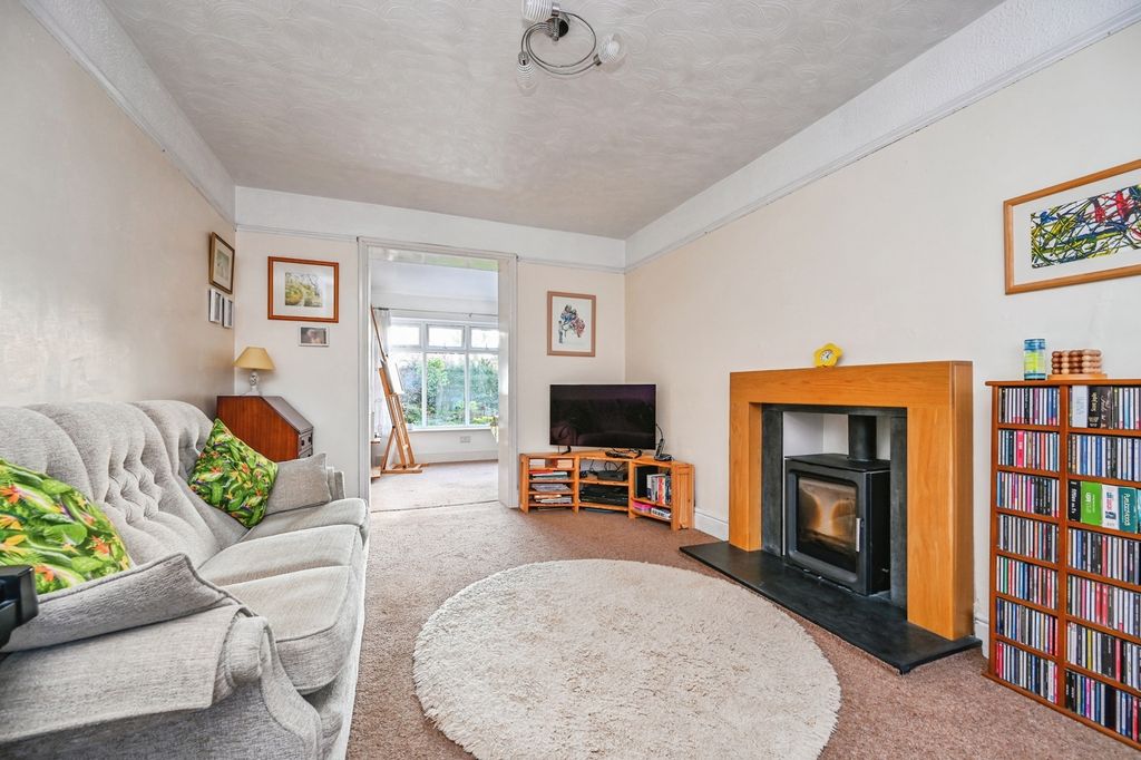 Property photo 2 of 21 Pbox-Img.Jpg