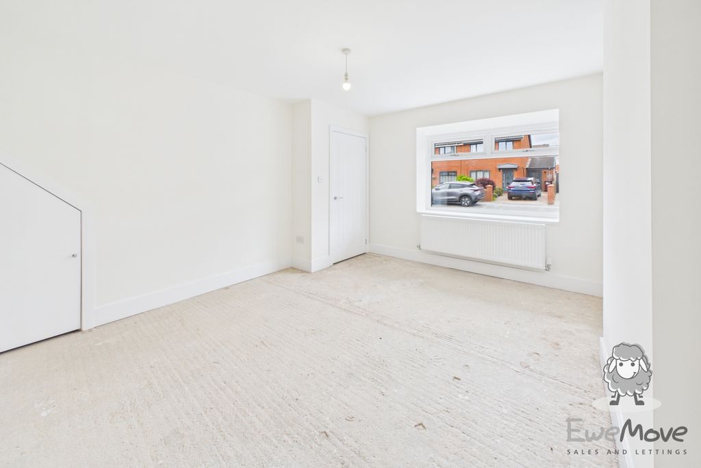 Property photo 3 of 17 26