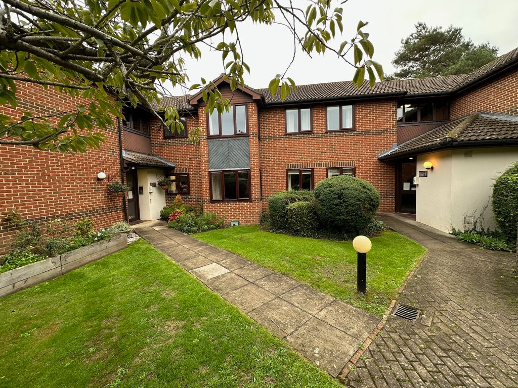 Property photo 1 of 6