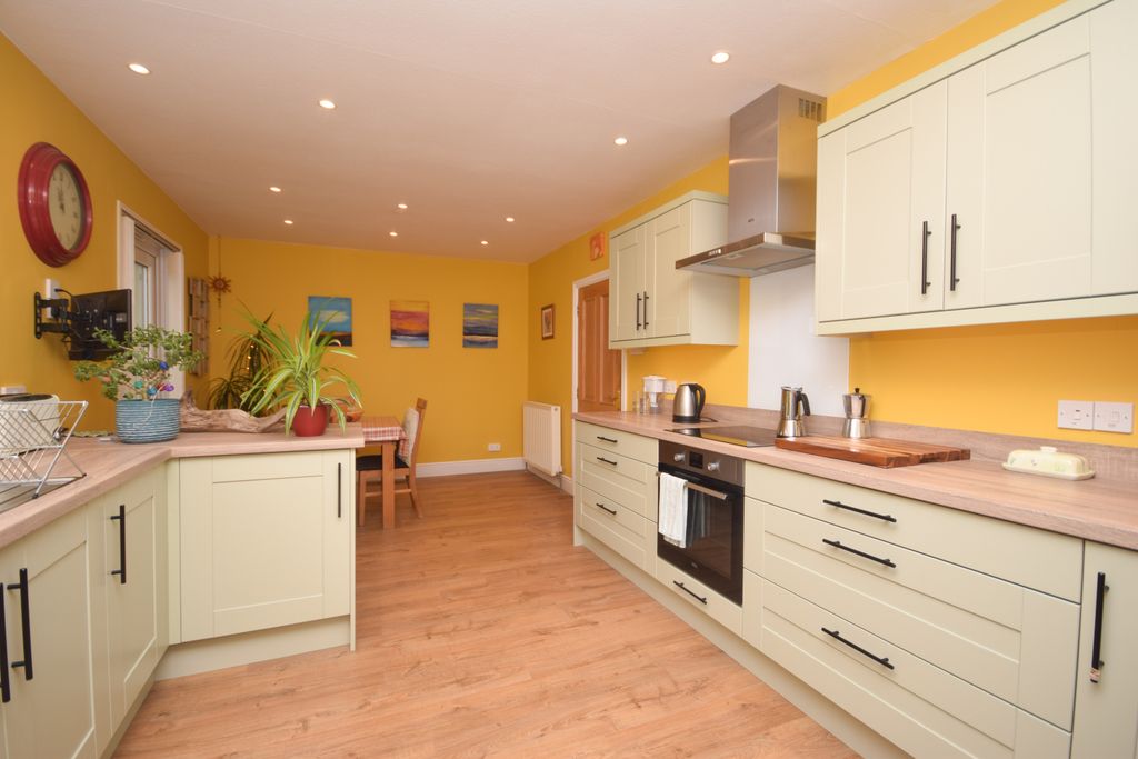 Property photo 3 of 26 Dsc_0066