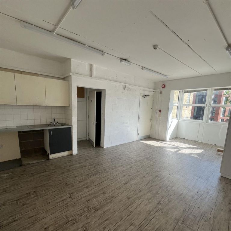 Property photo 2 of 3