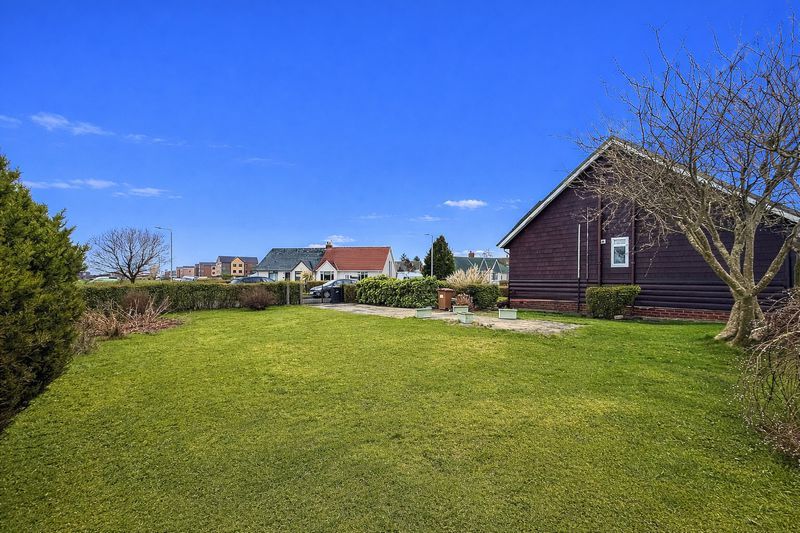 Property photo 2 of 18 Photo 16