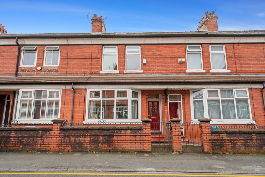 Property photo 1 of 27