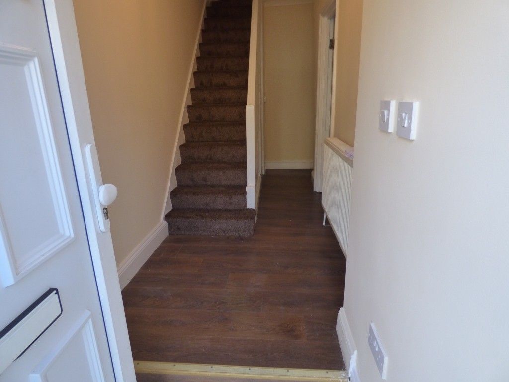 Property photo 1 of 9 Entrance