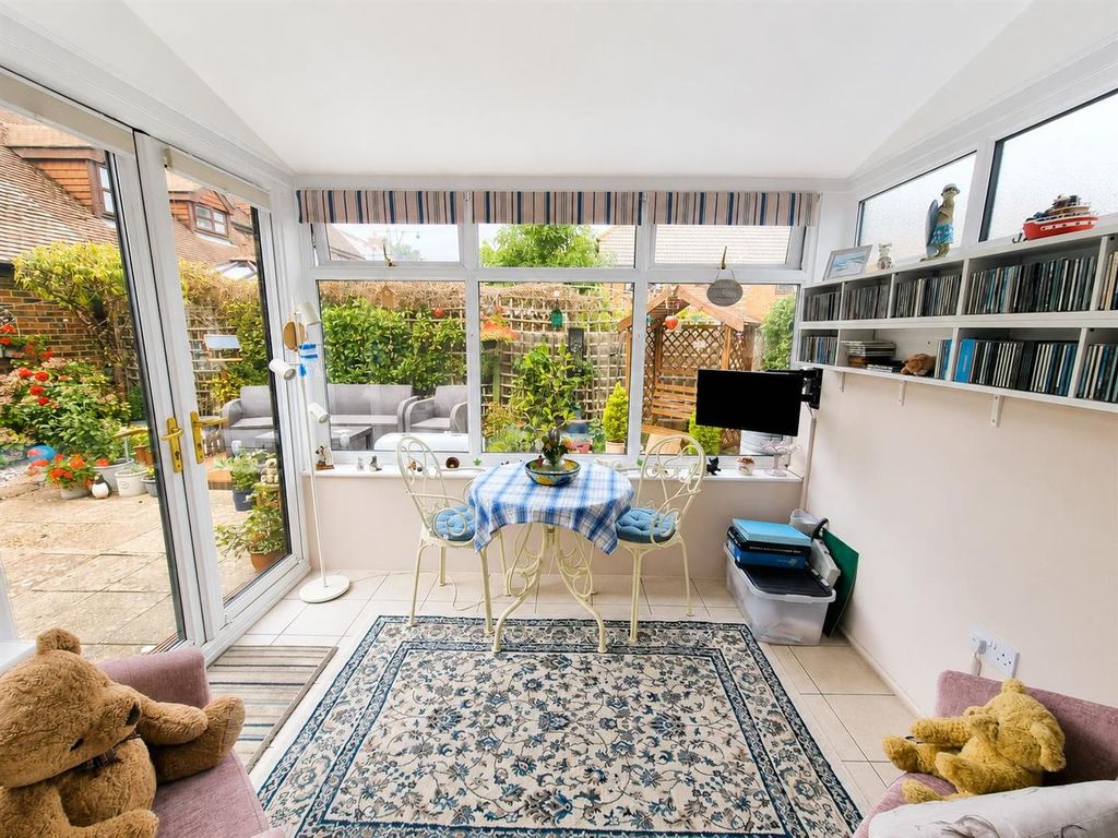 Property photo 3 of 15 Sun Room