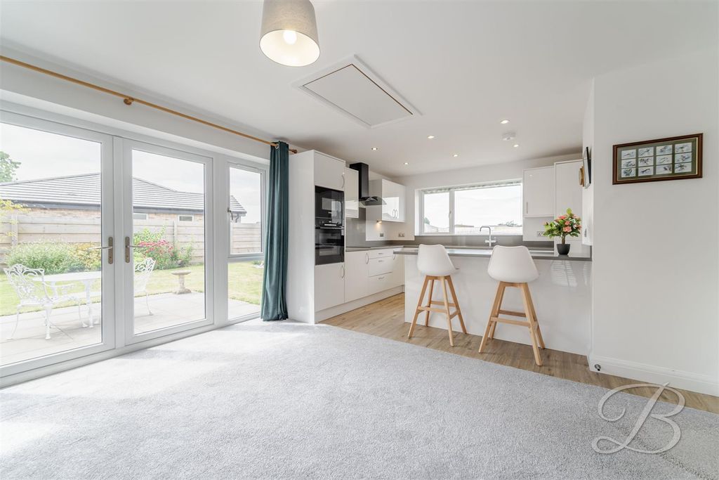 Property photo 3 of 29 Ccltd-11.Jpg