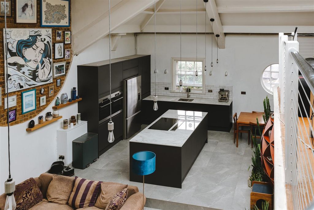 Property photo 2 of 30 Academy_Apartments-31.Jpg