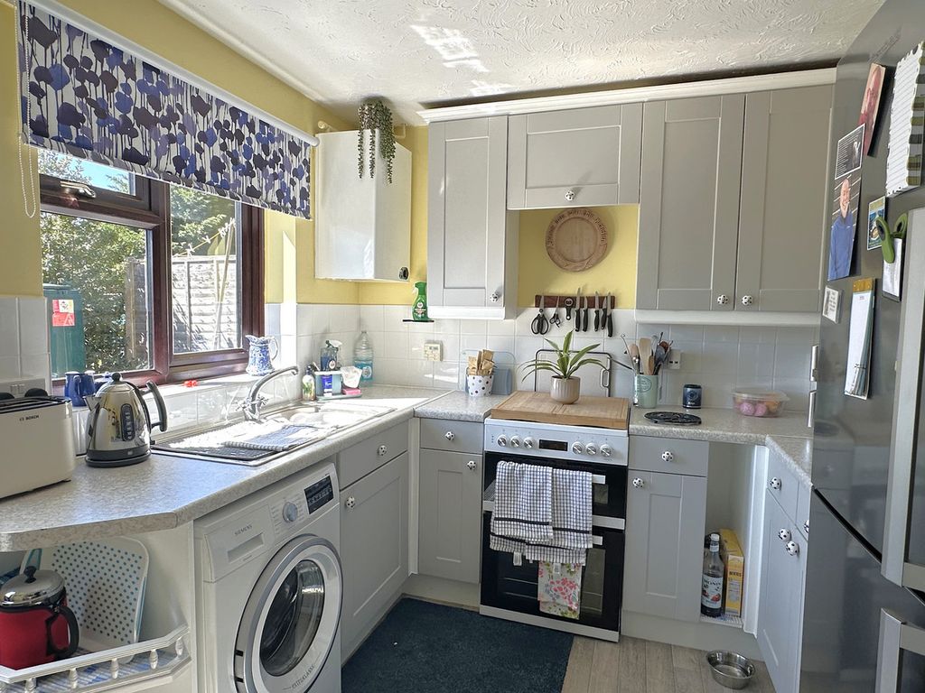 Property photo 3 of 14