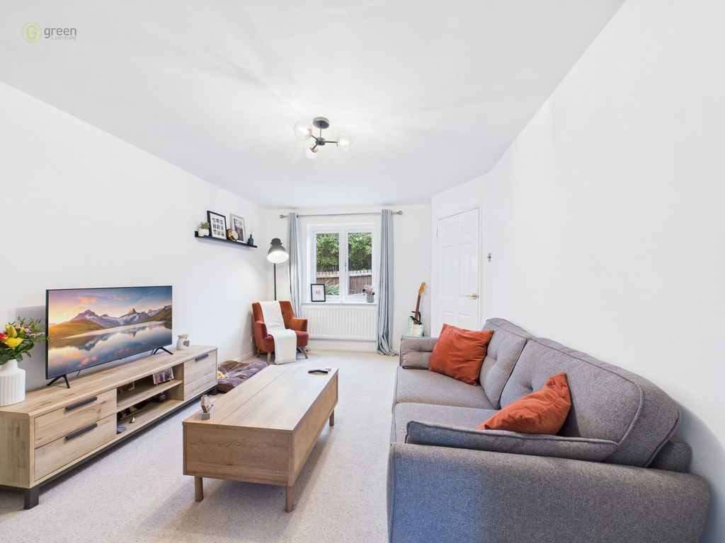 Property photo 3 of 13 Cam04914G0Pr0347Still015