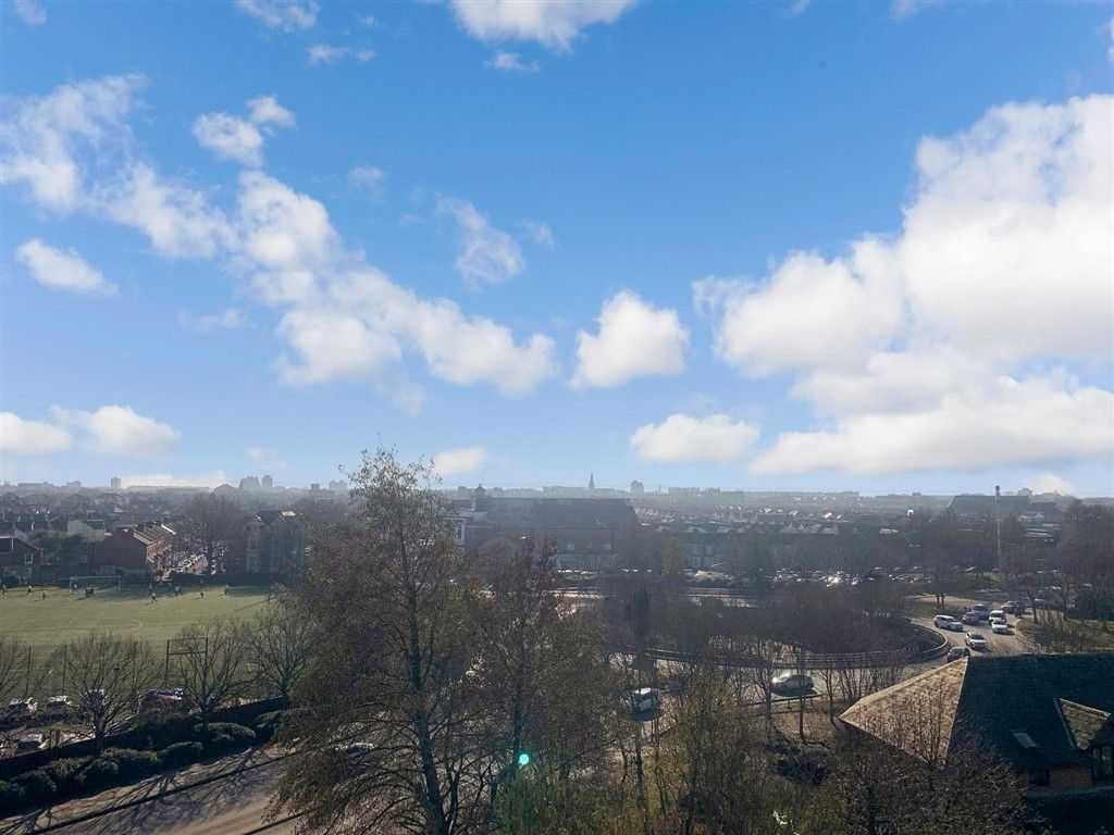 Property photo 2 of 7 Views