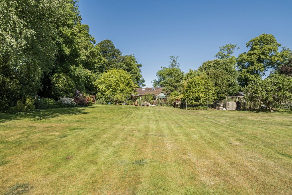 Property photo 3 of 23