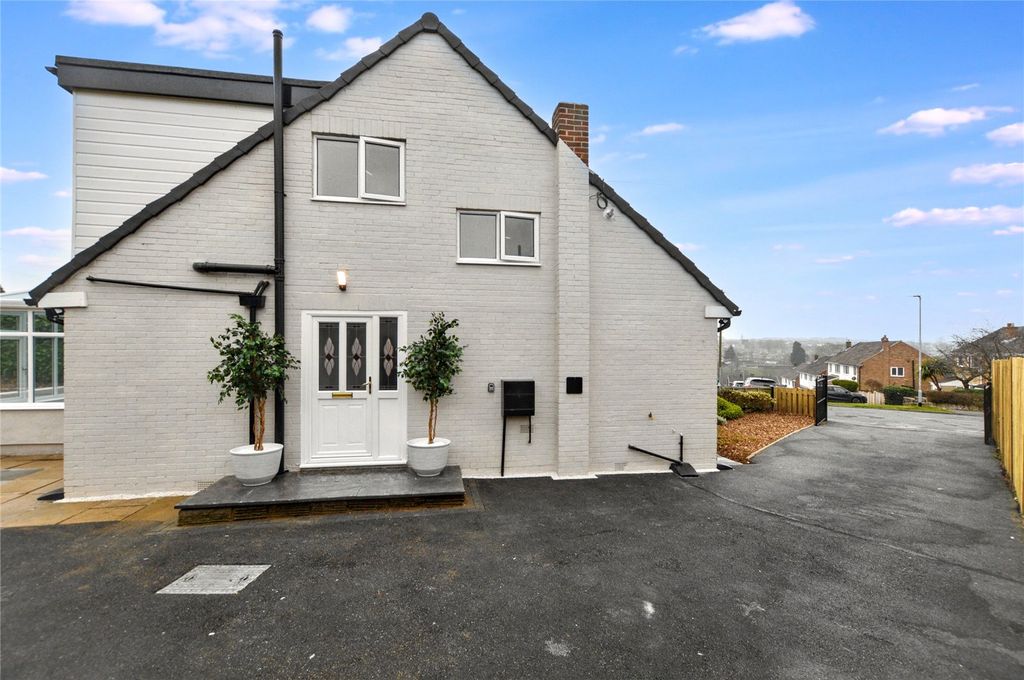Property photo 2 of 24 Picture No. 16