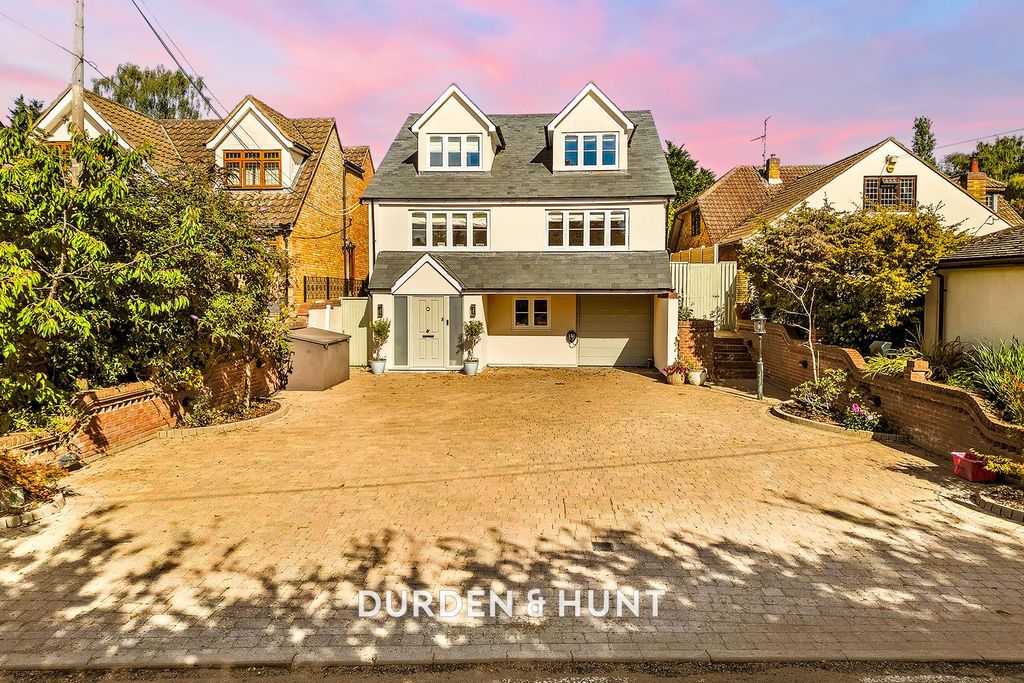 Property photo 1 of 60 Outings-56.1.Jpg