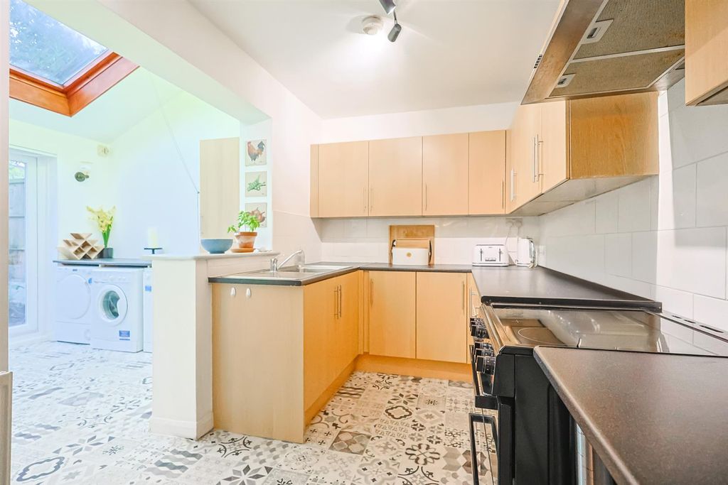 Property photo 3 of 15