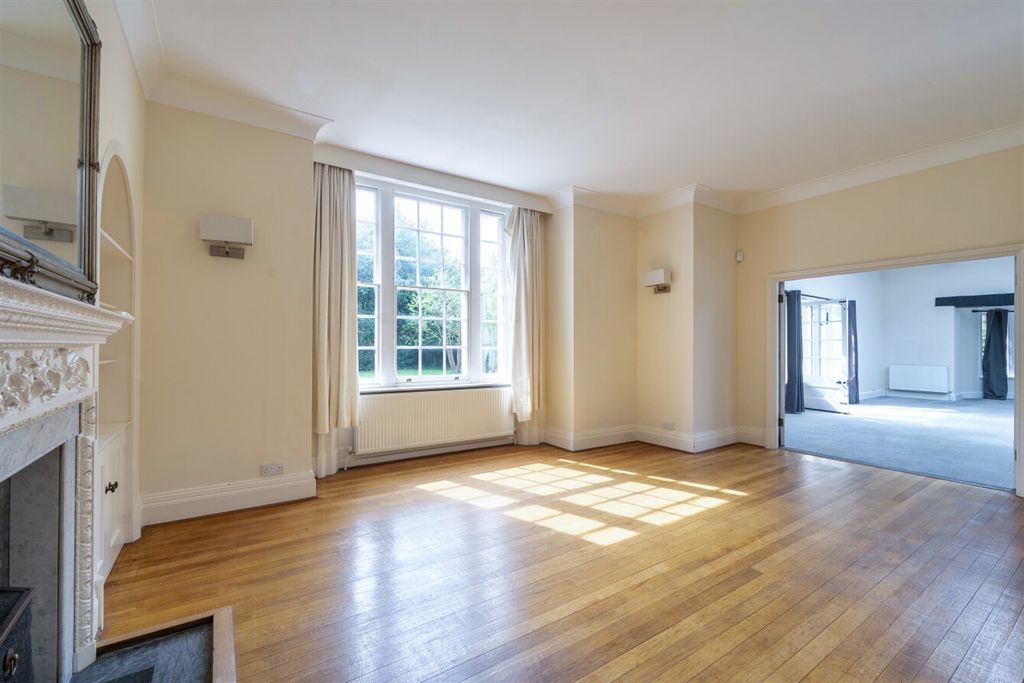 Additional image 8 of 6 bed detached house to rentFlint House, 2 Mill Lane, Langstone, Havant, Hampshire PO9