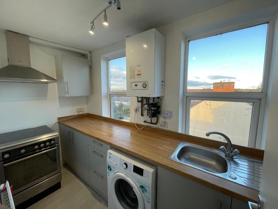 Property photo 1 of 4