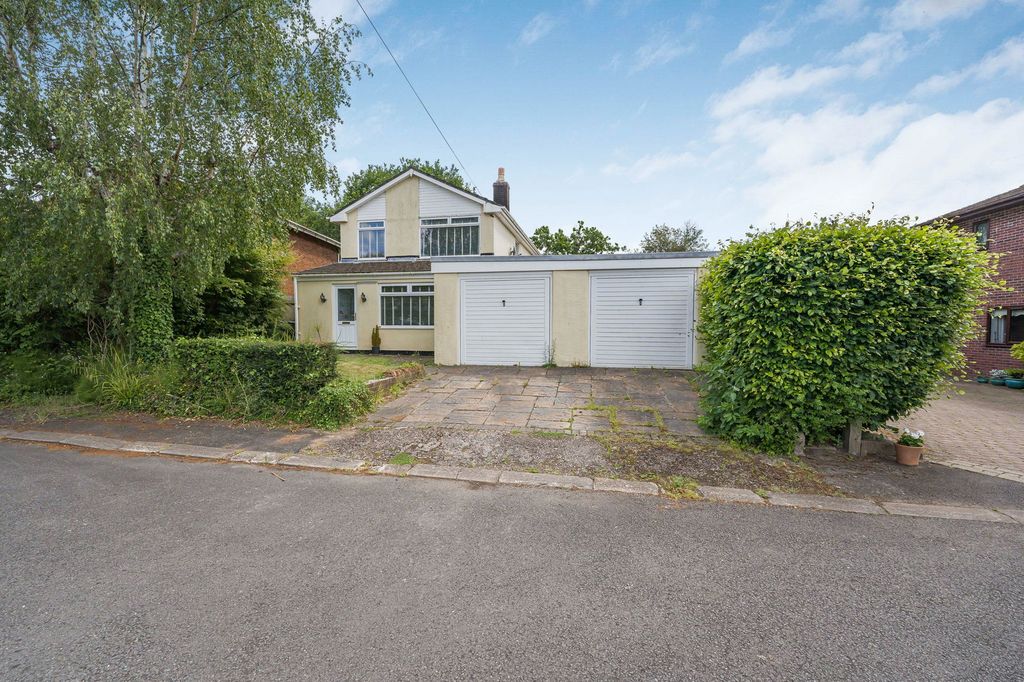 Property photo 1 of 26